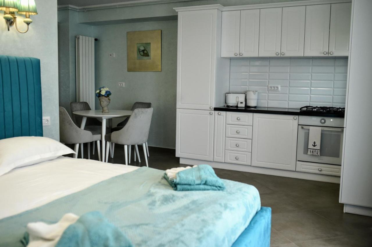 Myosotis Mamaia Studio By The Lake Exterior foto